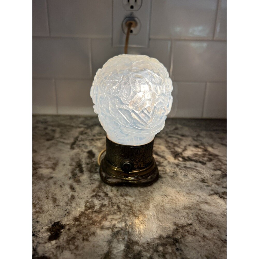 HTF Vintage Art Deco Globe Table Lamp Frosted Opalescent Glass Brass & Gold Base
